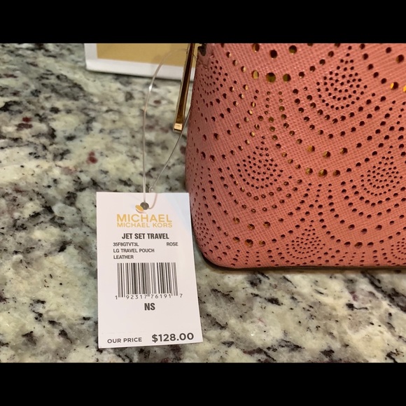 NWT Authentic Michael Kors Jet Set Makeup Bag - Picture 2 of 7